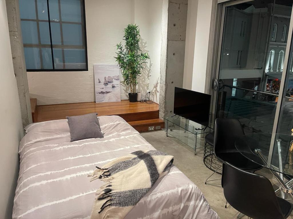 By Tmo Apartment *